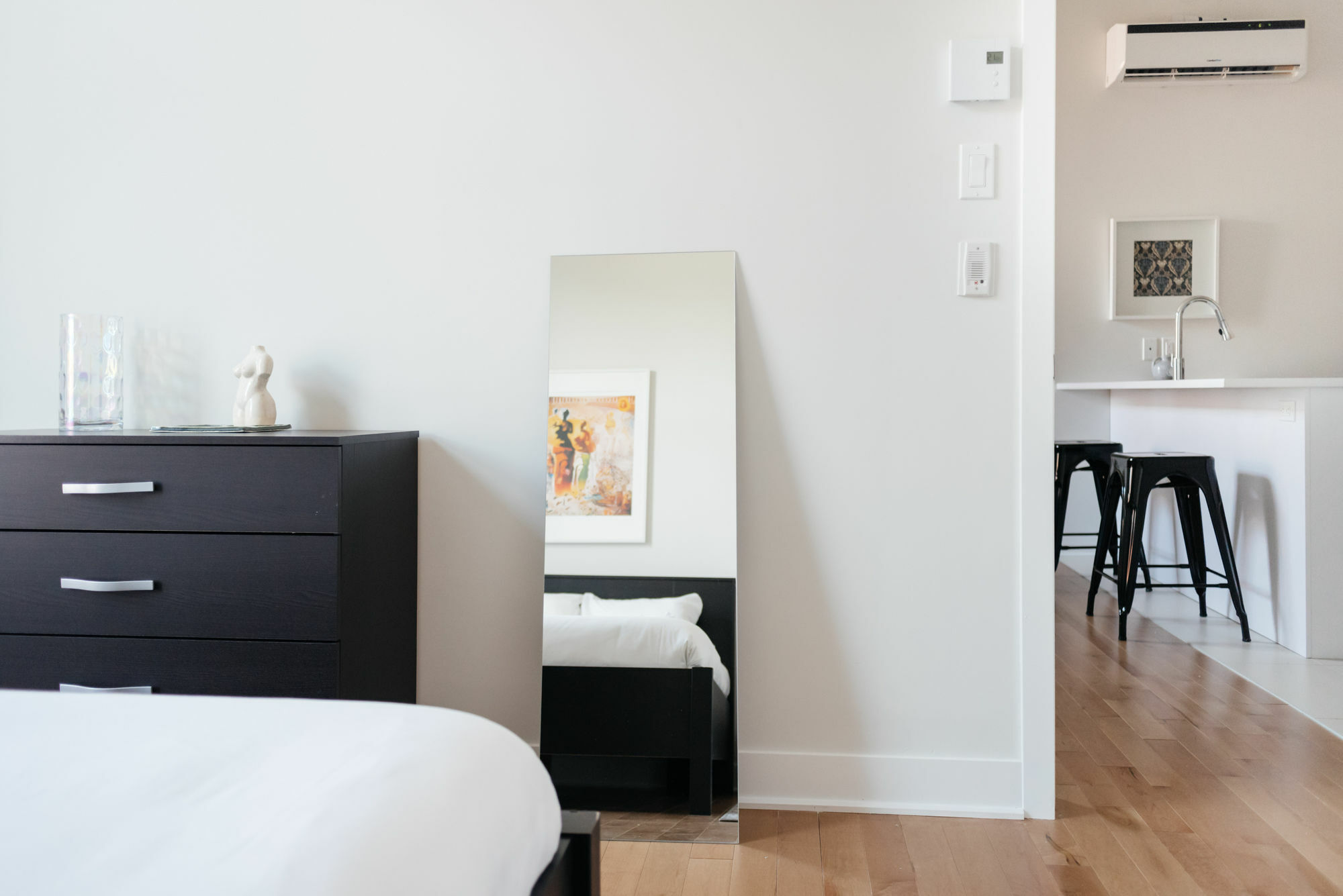 Chic 1br In The Village By Sonder * Montréal